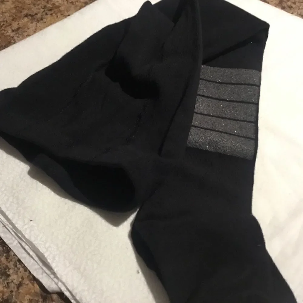 COPY - NWT Sz 4 Girls Tights Black w/Silver Stripes 3/$20